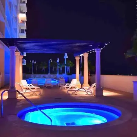 2 Bed Condo, Queen Sofa Bed Brickell, Free Parking, Pool, Gym Miami Exterior photo